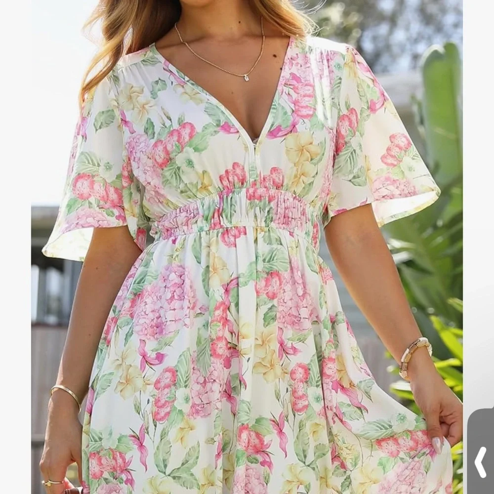 NEW Floral Maxi Dress, Flutter Sleeves, Pink & Green hydrangeas, Flowy, Large - Picture 2 of 3